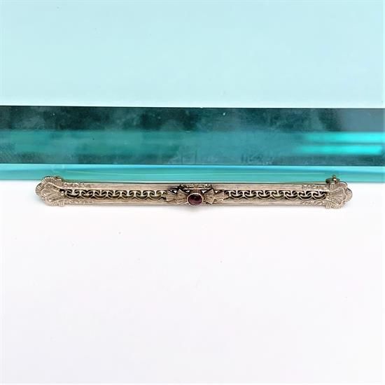 Picture of Edwardian Era 10K Yellow & White Gold Filigree Bar Brooch With Amethyst Center