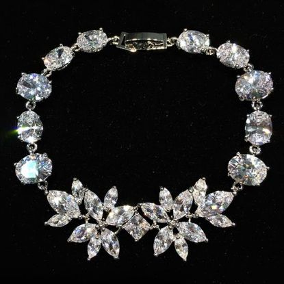 Picture of Clear Cz Flowers Bracelet. 6.75" Long