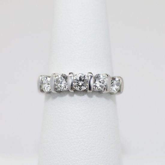 Picture of 14k White Gold & Diamond Wedding Band