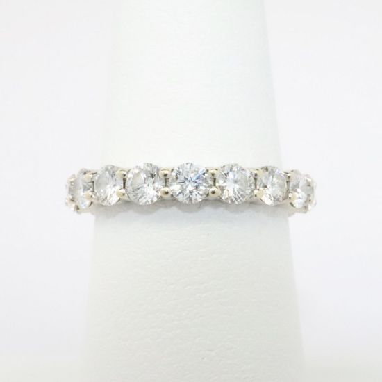 Picture of 18K White Gold Diamond Eternity Band