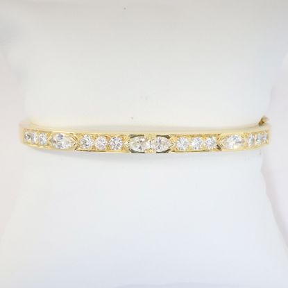 Picture of 18K Yellow Gold 2.00 CT Diamond Bangle Bracelet