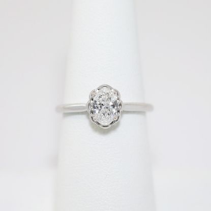 Picture of 14K White Gold Oval Brilliant Cut Diamond Engagement Ring