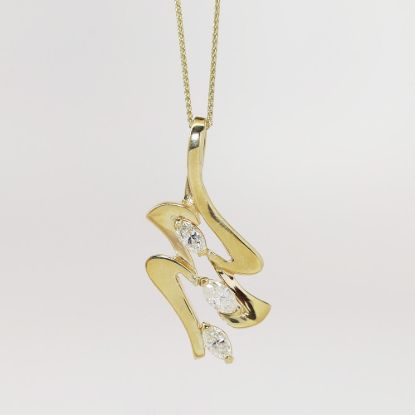 Picture of 14K Yellow Gold Diamond Pendant