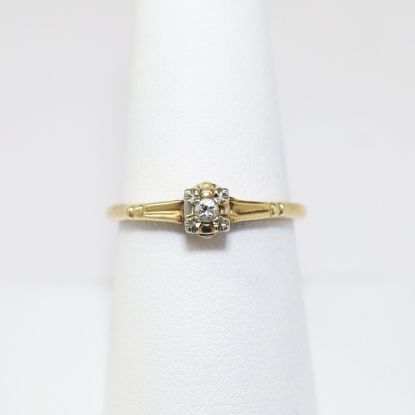 Picture of Antique Late Edwardian Era 14k Gold & Diamond Engagement Ring