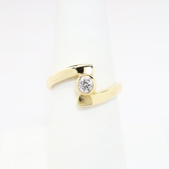 Picture of 0.20ct Round Brilliant Cut Diamond Ring, 14k Yellow Gold