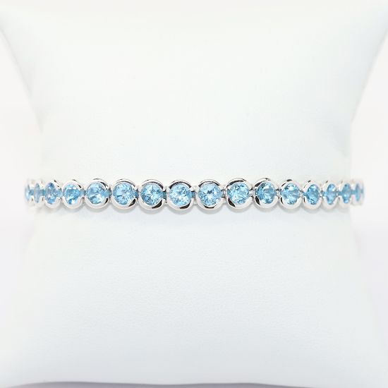 Picture of 10.85ct Blue Topaz Bracelet, 18k White Gold