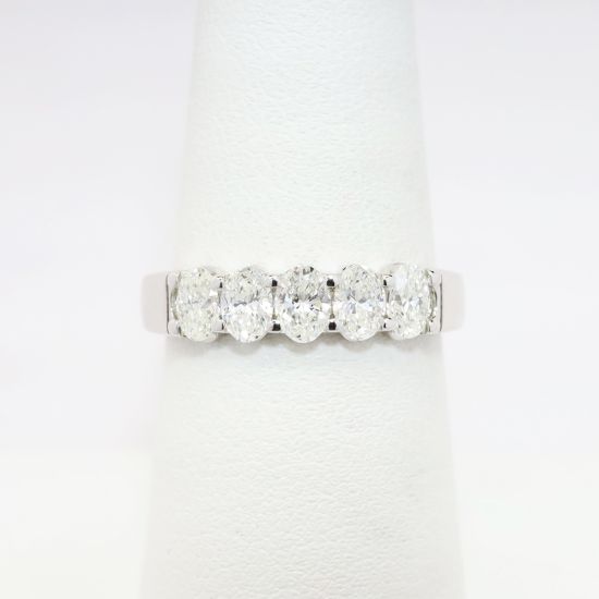 Picture of 1.00ct Oval Cut Diamond Band Ring, 14k White Gold