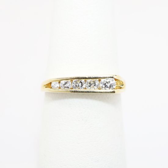 Picture of 0.25ct Asymmetrical Diamond Band Ring, 14k Yellow Gold