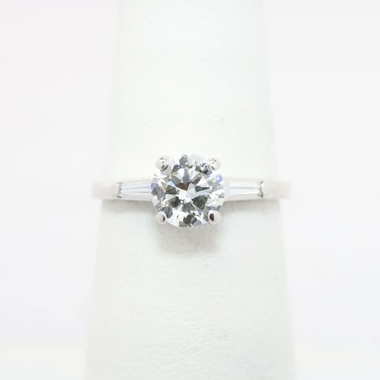Picture of 0.73ct Round Brilliant Cut Diamond Solitaire Ring, VVS, F