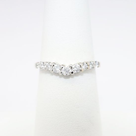 Picture of 14k White Gold & Diamond Contour Band Ring