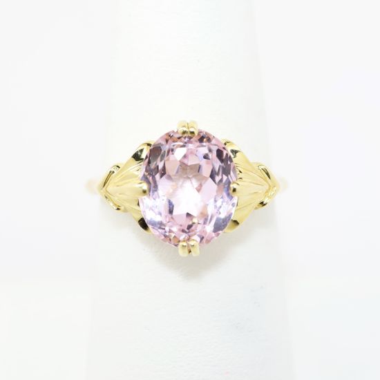 Picture of 14k Yellow Gold & Oval Cut Kunzite Solitaire Ring