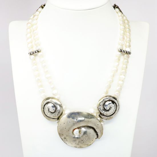Picture of Retired Mary & Doug Hancock 'Mummy's Bundle' Sterling Silver & Pearl Shell Necklace