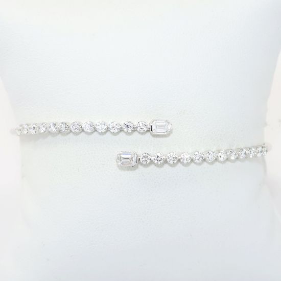 Picture of 14k White Gold & Diamond Bypass Bracelet