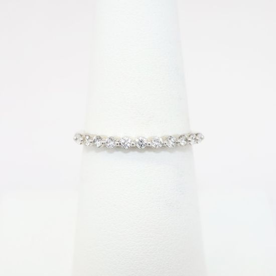 Picture of 14k White Gold & Diamond Wedding Band