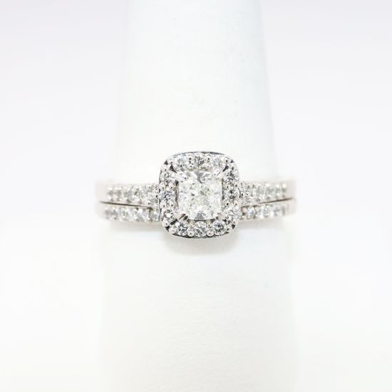 Picture of 14k White Gold & Square Cushion Cut Diamond Bridal Ring Set