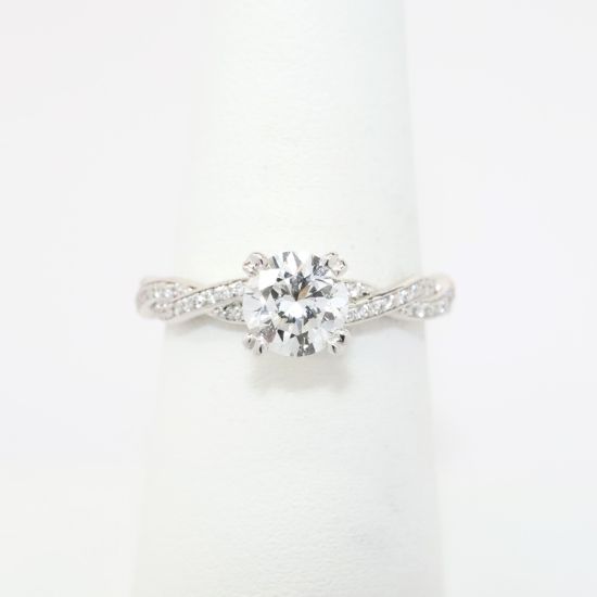 Picture of 14k White Gold & Round Brilliant Cut Diamond Ring with Woven Diamond Band
