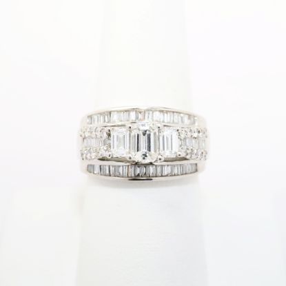Picture of 14k White Gold Emerald Cut & Baguette Cut Diamond Ring