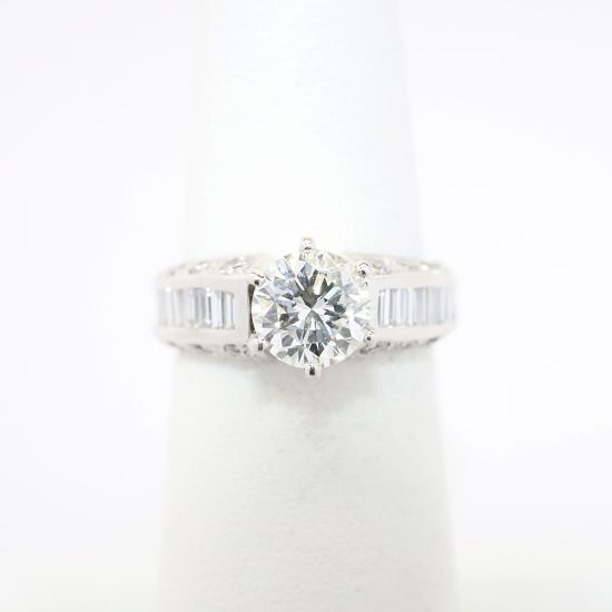 Picture of 14k White Gold & Round Brilliant Cut Diamond Solitaire Ring with Baguette Cut Accents