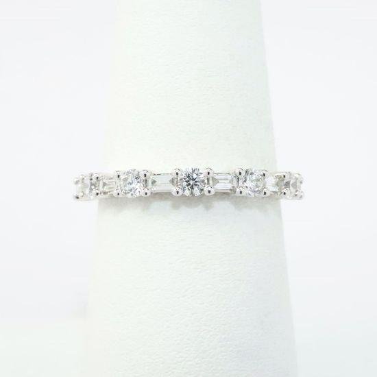 Picture of 14k White Gold & Alternating Baguette & Round Cut Diamonds Wedding Band
