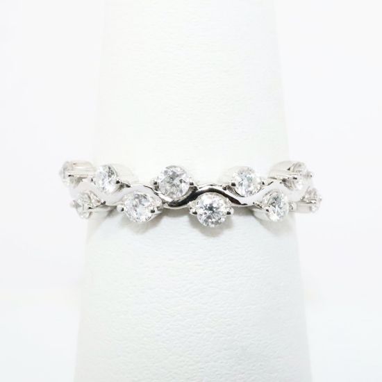 Picture of 14k White Gold & Diamond Waved Band Ring