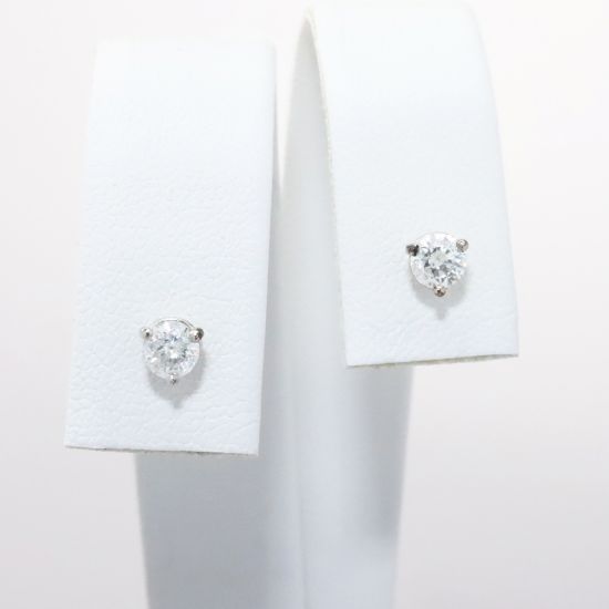 Picture of 14k White Gold & Round Brilliant Cut Diamond Solitaire Stud Earrings