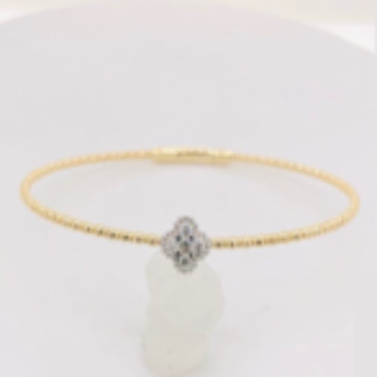 Picture of 14k Yellow Gold Four Leaf Clover Diamond Bangle Bracelet