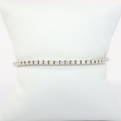 Picture of 14k White Gold Diamond Tennis Bracelet 