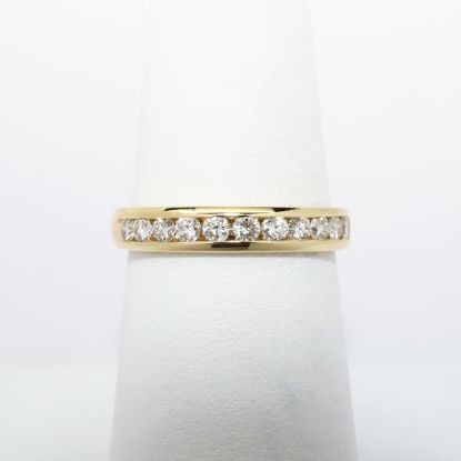 Picture of 14k Yellow Gold Diamond Band 