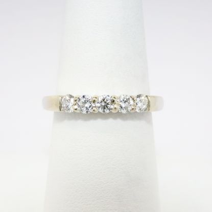 Picture of 14k White Gold Diamond Band