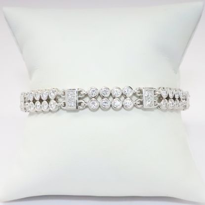 Picture of 18k White Gold Diamond Bracelet 