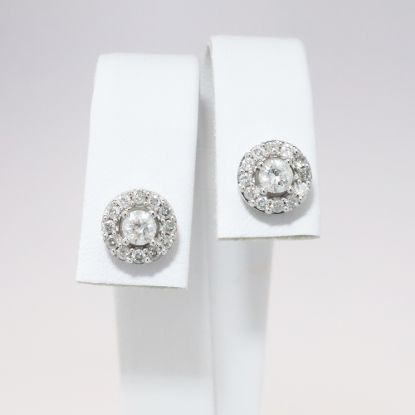 Picture of Luminous 18k White Gold Diamond Earrings 