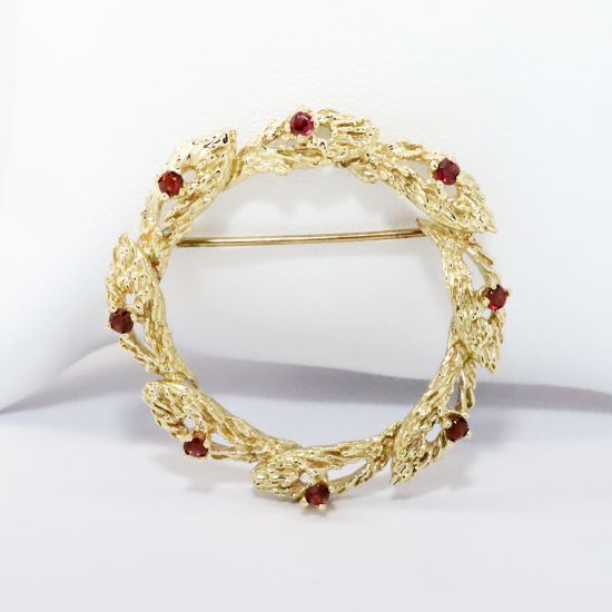 Picture of 14k Yellow Gold & Garnet Wreath Brooch