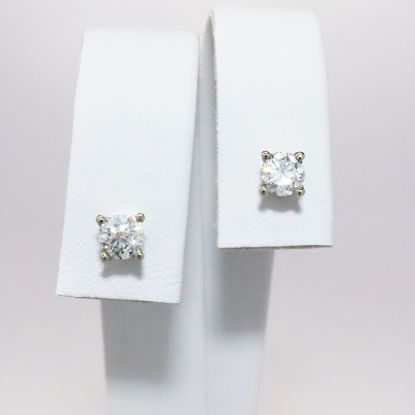 Picture of 14k White Gold Diamond Solitaire Stud Earrings 