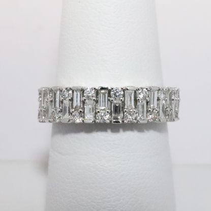 Picture of 14k White Gold Baguette Diamond Band 