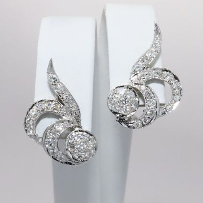 Picture of 14k White Gold Diamond Earrings