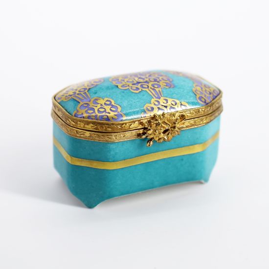 Picture of Vintage Traditional Chest Shaped Limoges Porcelain Trinket Box in Turquoise, Blue & Gold