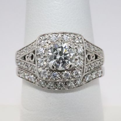 Picture of 14k White Gold & Round Brilliant Cut Diamond Bridal Ring Set