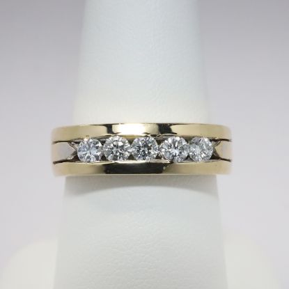 Picture of Men's 14k Yellow Gold & Channel Set Round Brilliant Cut Diamond Wedding Band