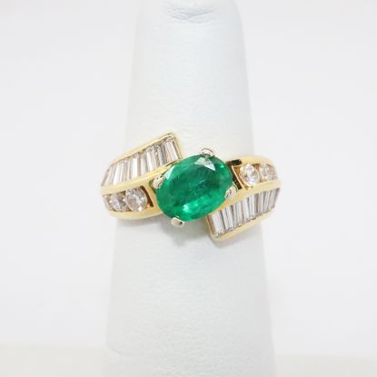 Picture of 14k Yellow Gold Emerald & Diamond Ring 