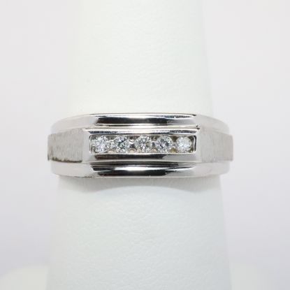 Picture of 14k White Gold Diamond Band 