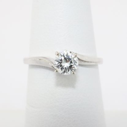 Picture of 14k White Gold Solitaire Diamond Ring 