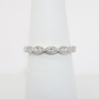 Picture of 14k White Gold & Diamond Scalloped Wedding Band 
