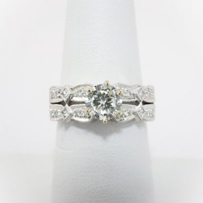 Picture of 18k White Gold & Diamond Engagement Ring with Milgrain Detailing