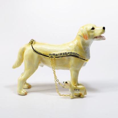 Picture of Kingspoint Designs Butterscotch the Yellow Lab Trinket Box with Matching Necklace