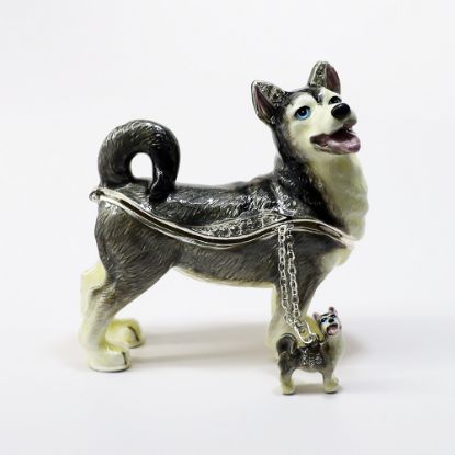 Picture of Kingspoint Designs Braveheart the Huskey Trinket Box with Matching Necklace