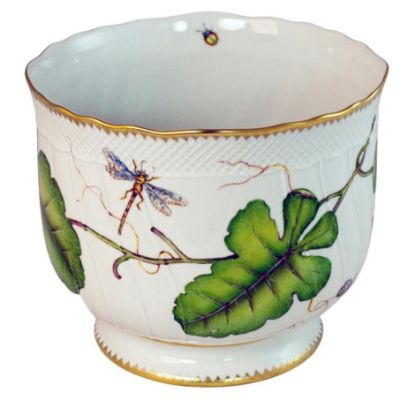 Picture of Anna Weatherley Porcelain Round Leaves Cachepot