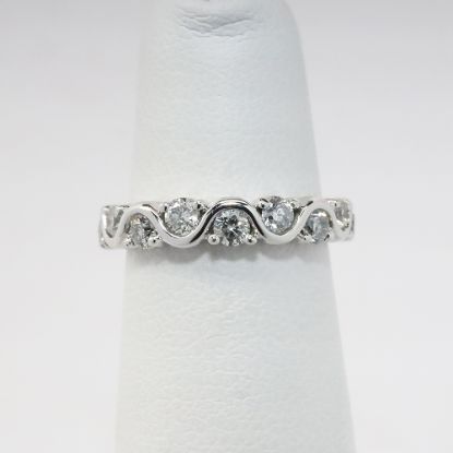 Picture of 14k White Gold Diamond Band 