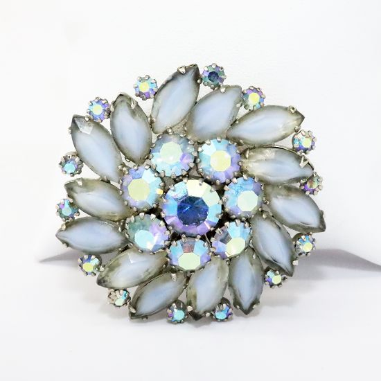 Picture of Vintage Weiss Light Blue Aurora Borealis (AB) Rhinestones & Frosted Glass Brooch