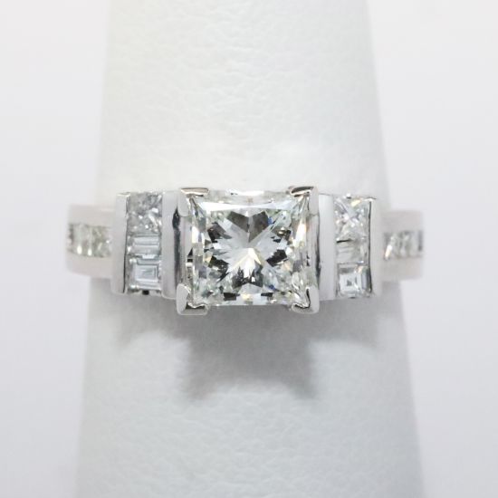 Picture of 14k White Gold .85CT Princess Cut Diamond Engagement Ring 