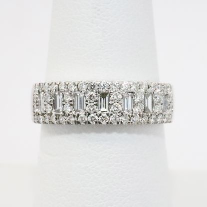 Picture of 14k White Gold Diamond Band 